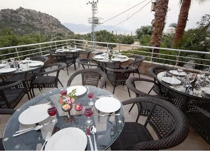 Zeus Hotel Icmeler