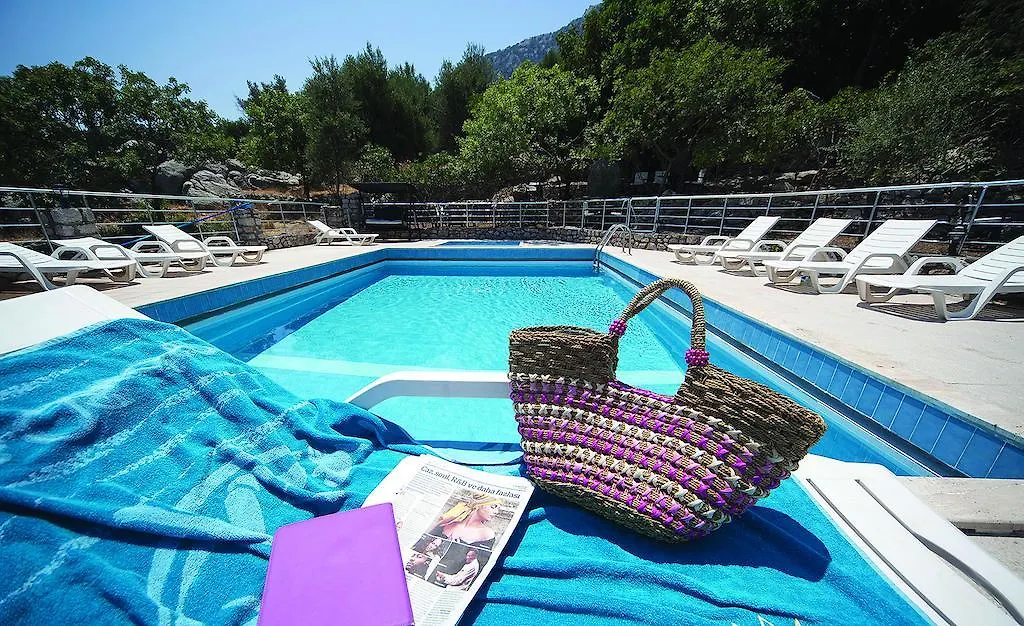 Zeus Hotel Icmeler 2*,